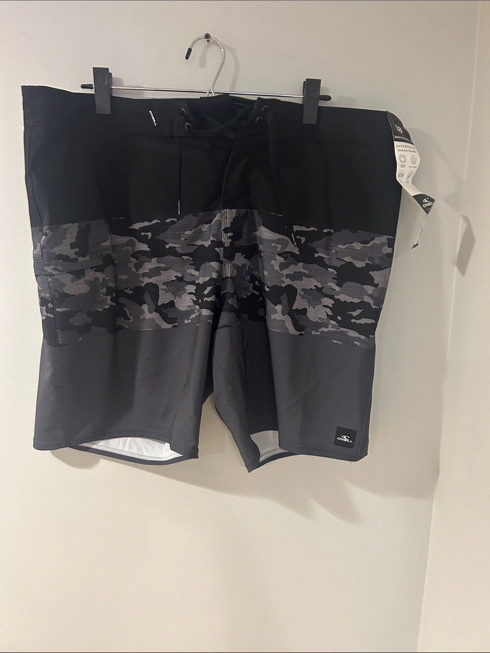 O'Neill Men's Black & Gray Camo Panel Swim Board Shorts